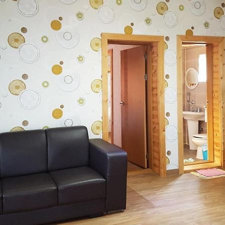 Red Windmill Pension جيجو المظهر الخارجي الصورة