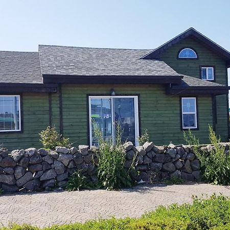 Red Windmill Pension جيجو المظهر الخارجي الصورة