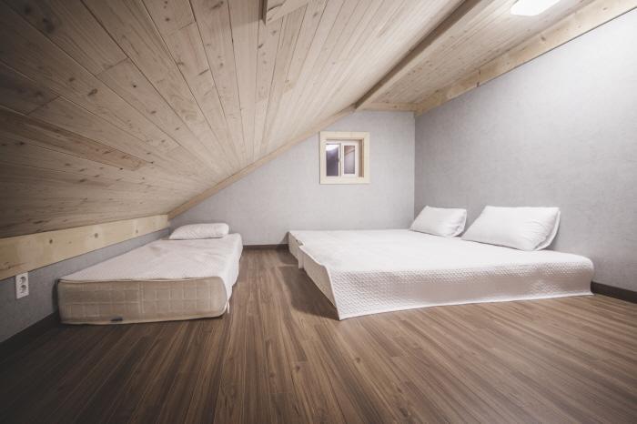 Red Windmill Pension جيجو المظهر الخارجي الصورة